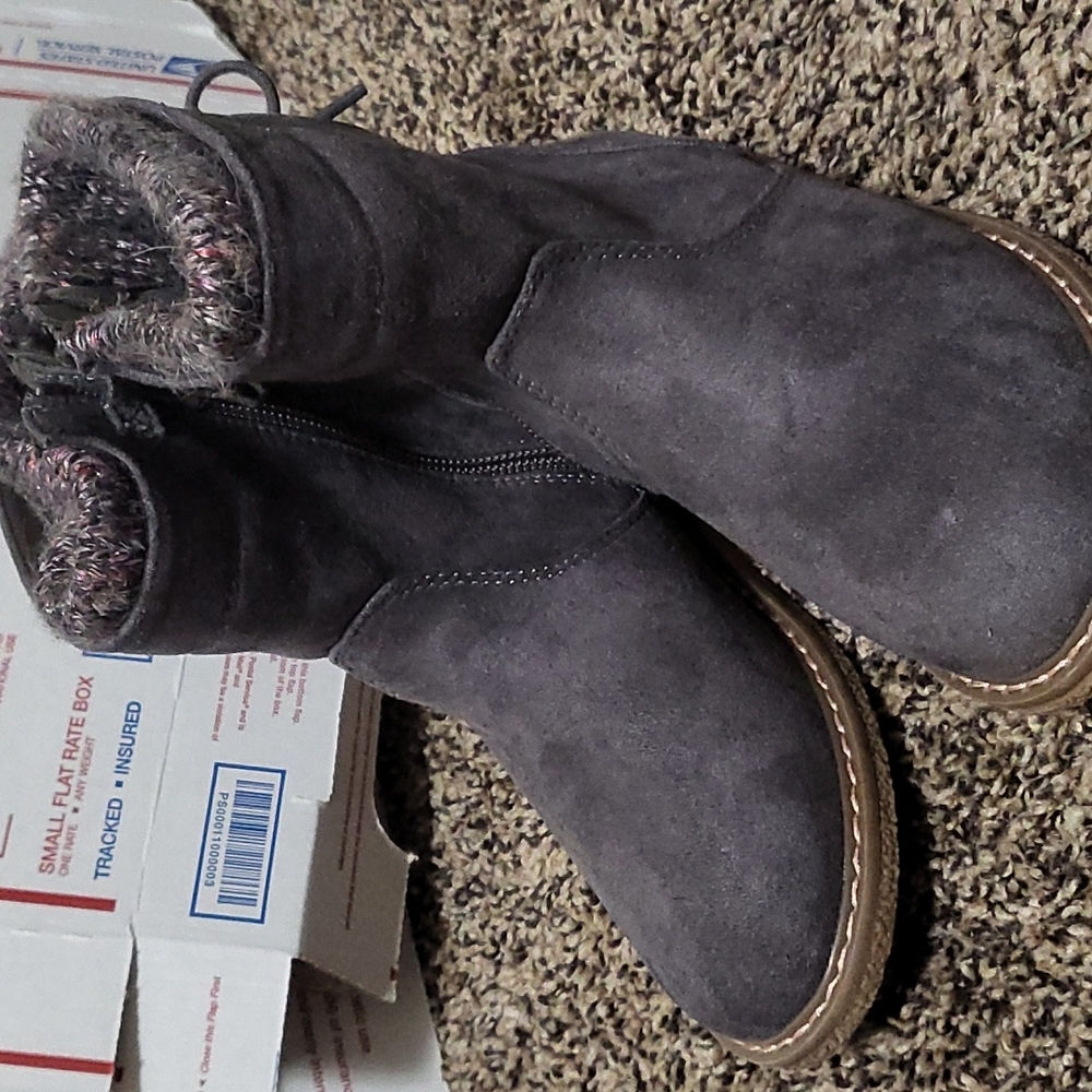 Cat & Jack Girls toddler size 11 boots NWT